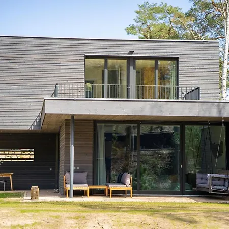 Villa Hideaway *